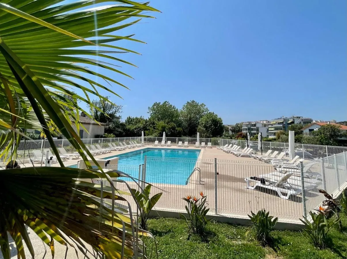 Studio 314 - Les Suites De Robinson - Residence Avec Piscine En Bord De Siagne, A Mandelieu Lejlighed