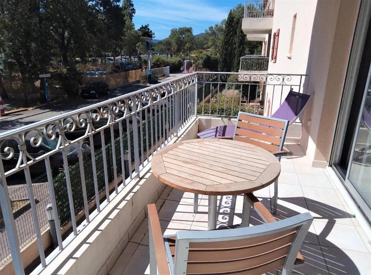 Studio 314 - Les Suites De Robinson - Residence Avec Piscine En Bord De Siagne, A Mandelieu 0*,